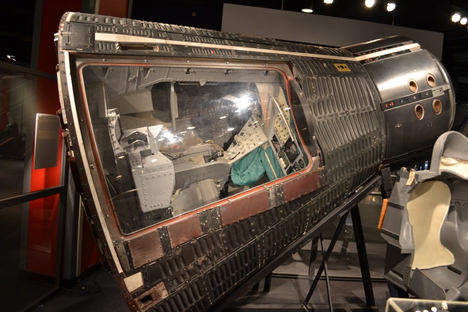 Esta es la cápsula de una nave espacial donde el astronauta regresa a la tierra