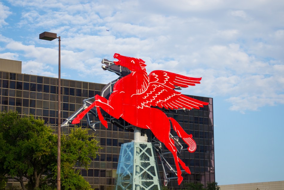 El Pegasus, ícono de Dallas