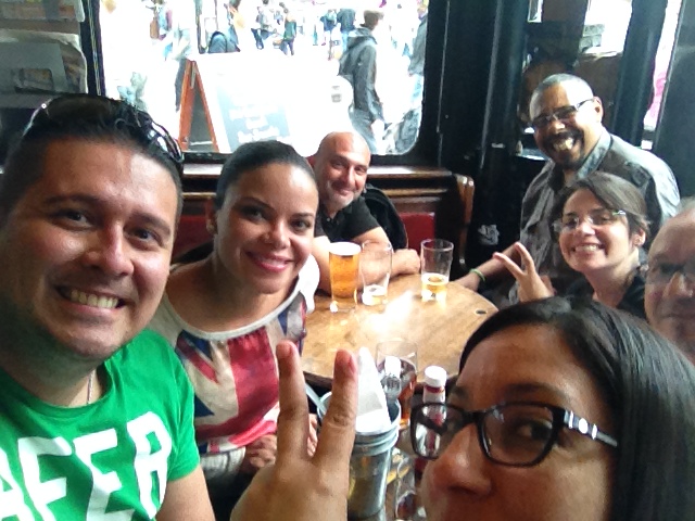 Compartiendo con  los locales :)